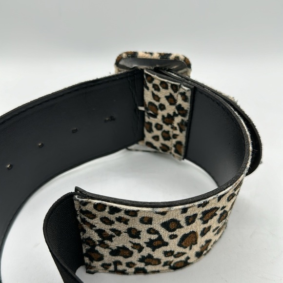 Leopard print belt with black elastic back, size S - Picture 3 of 4